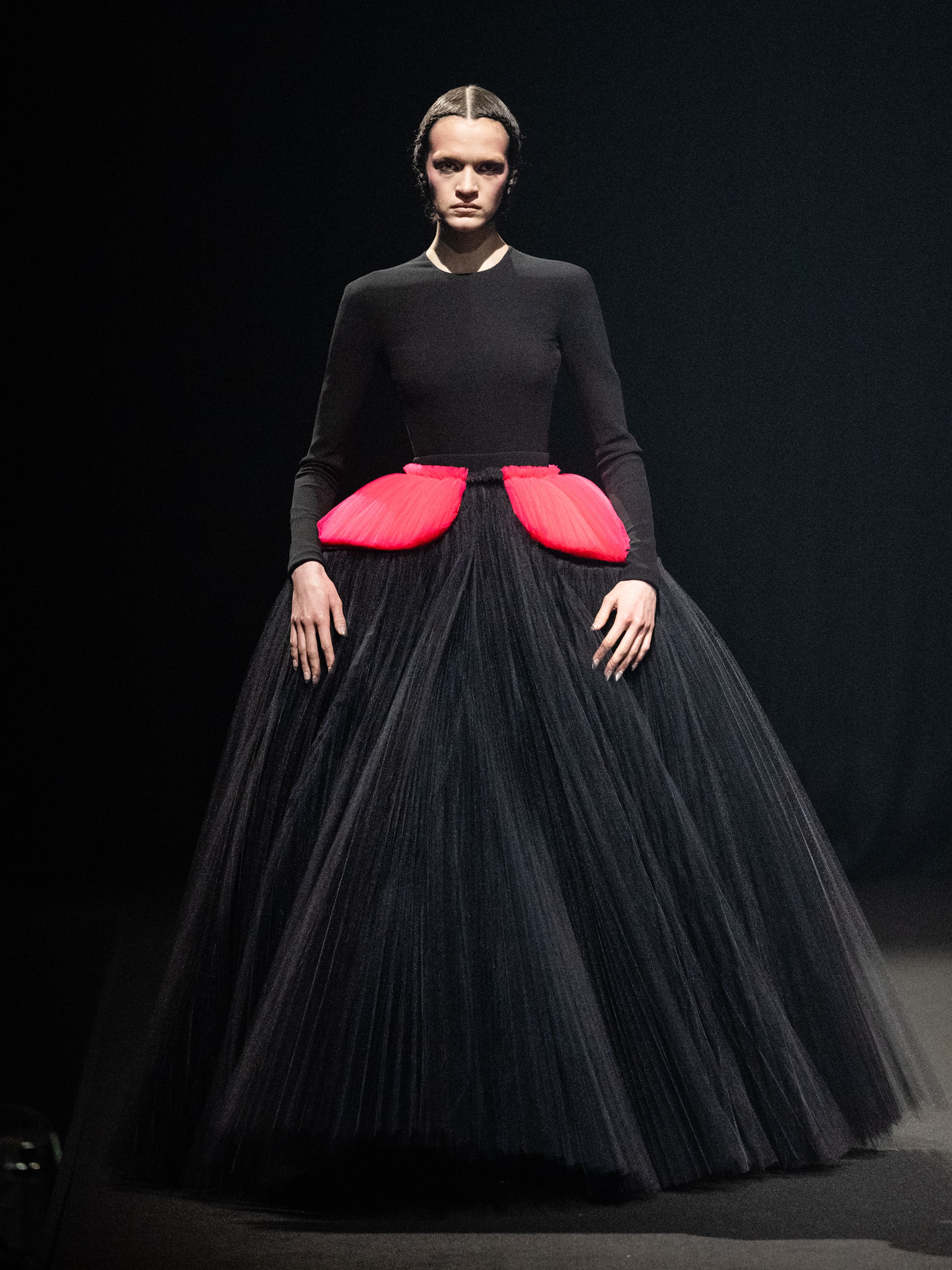 Diamond Kite - Viktor&Rolf Haute Couture Spring/Summer 2026