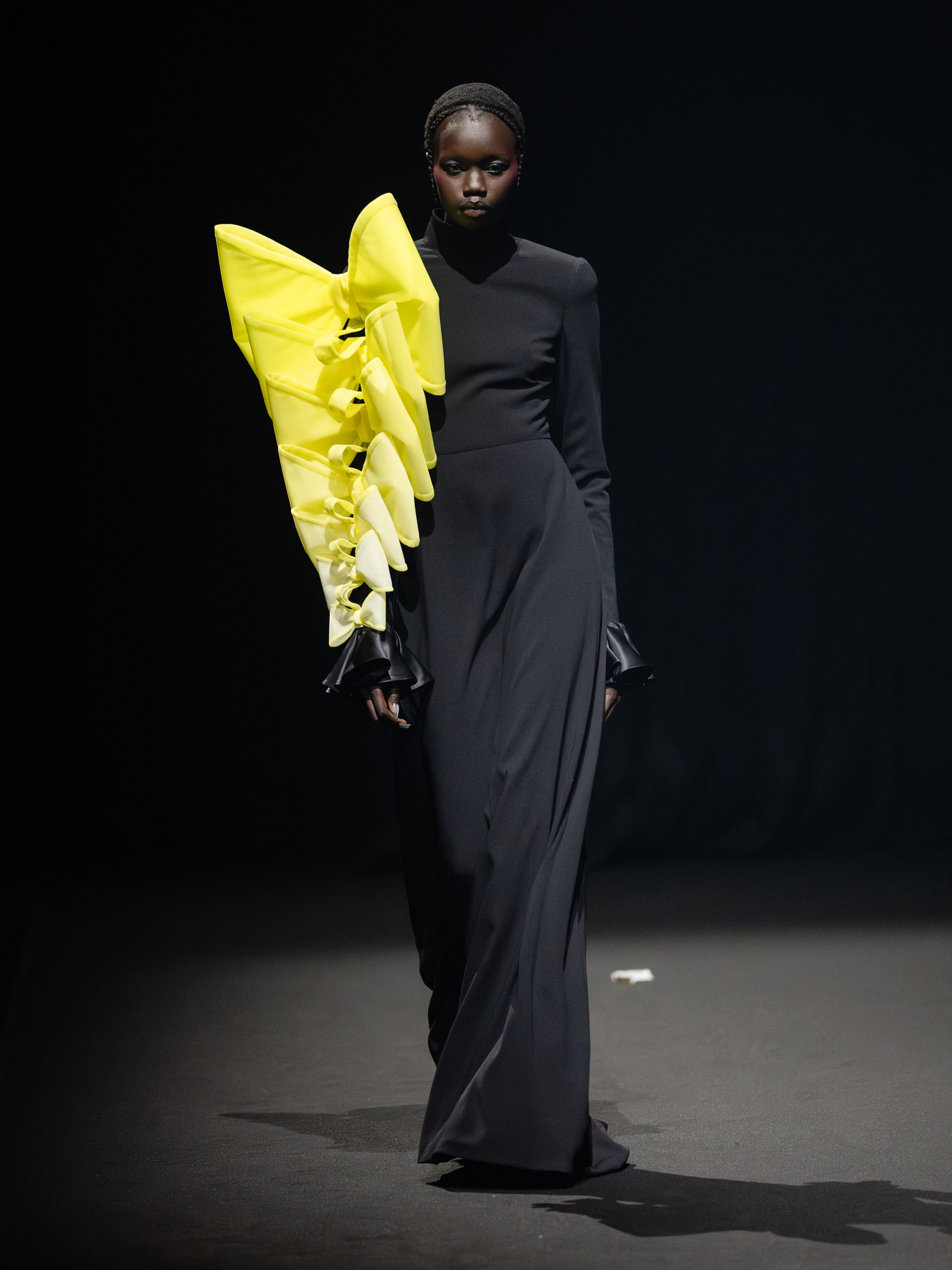 Diamond Kite - Viktor&Rolf Haute Couture Spring/Summer 2026