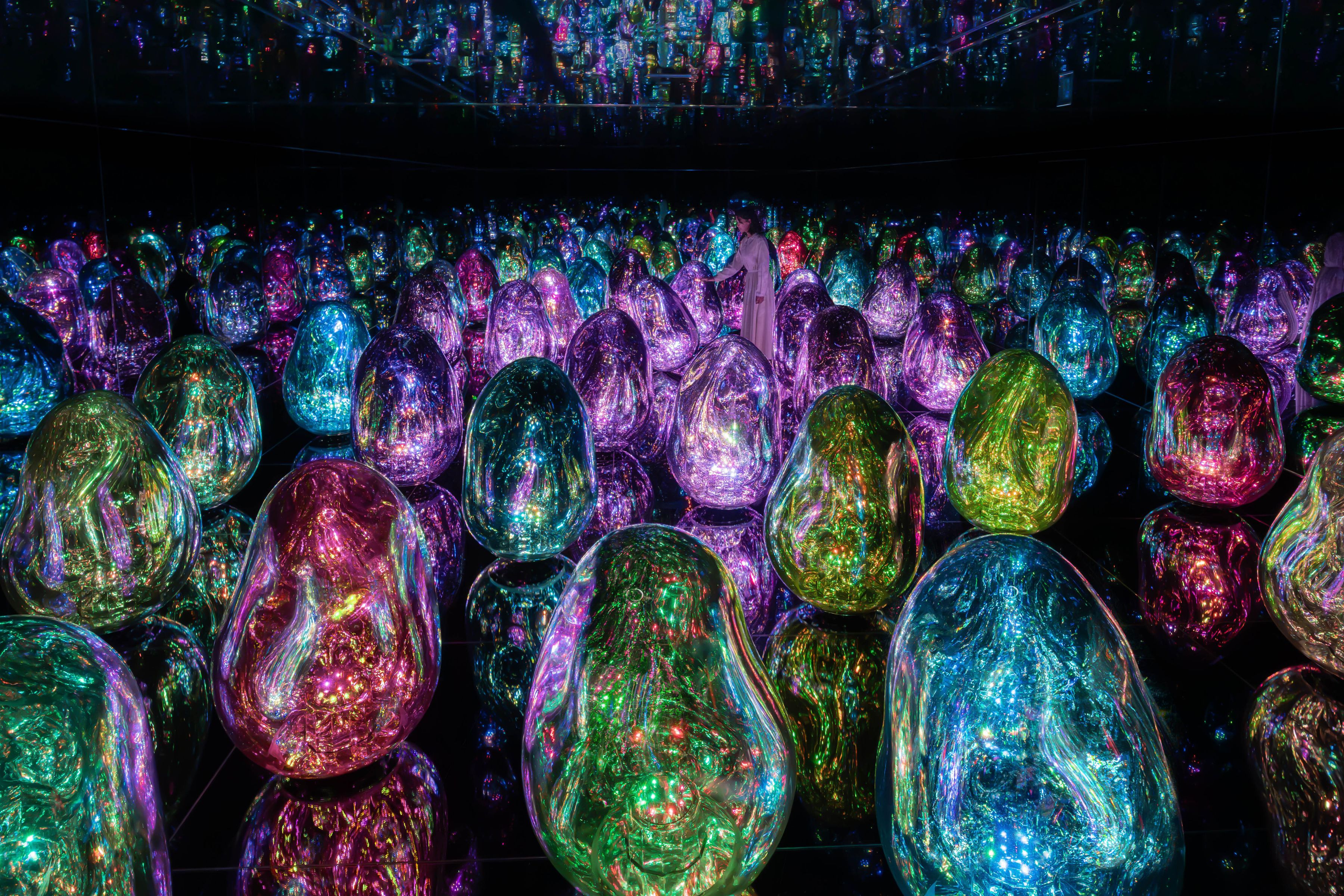Resonating Microcosms - Solidified Light Color Kyoto Biovortex