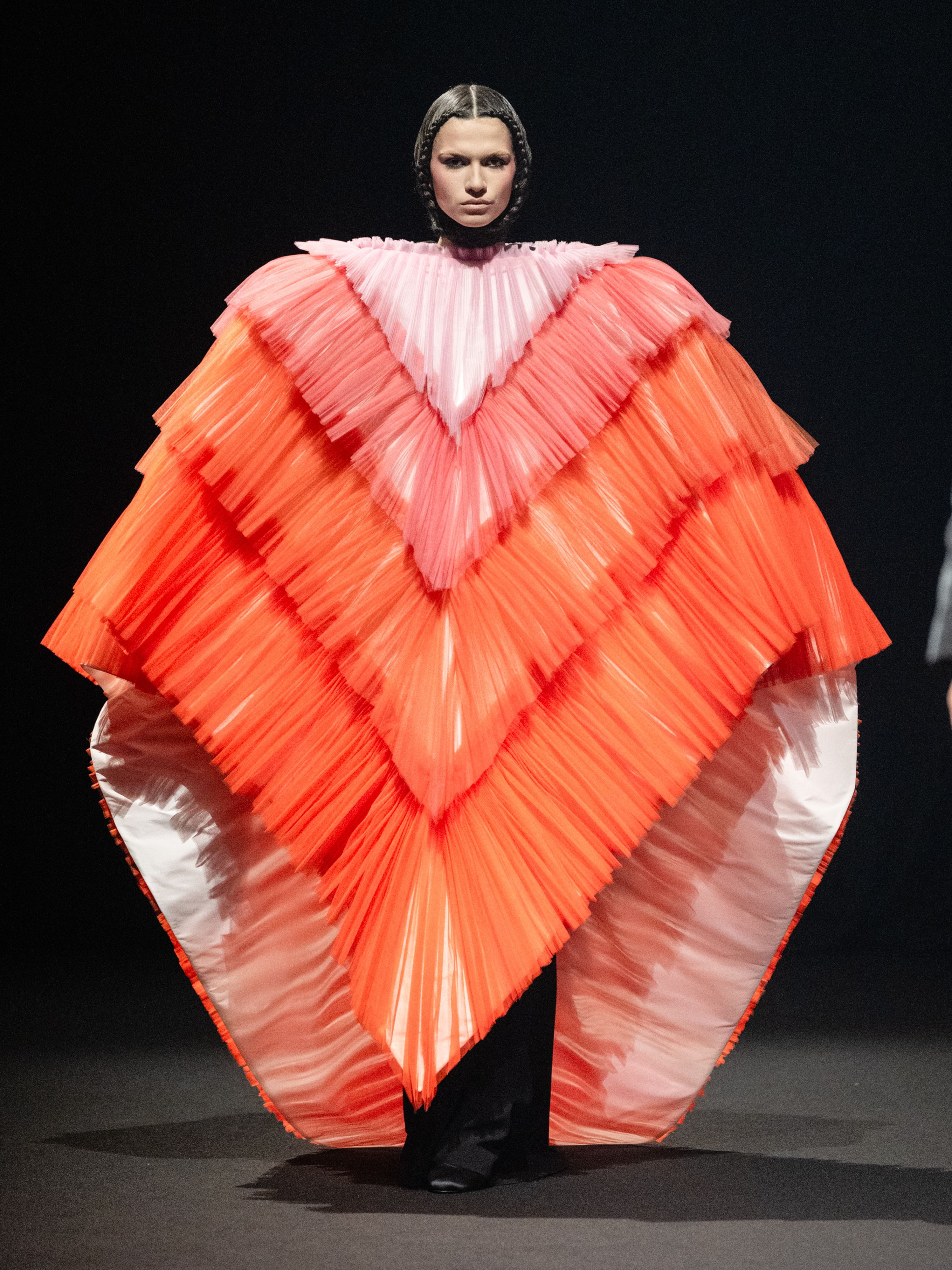 Diamond Kite - Viktor&Rolf Haute Couture Spring/Summer 2026