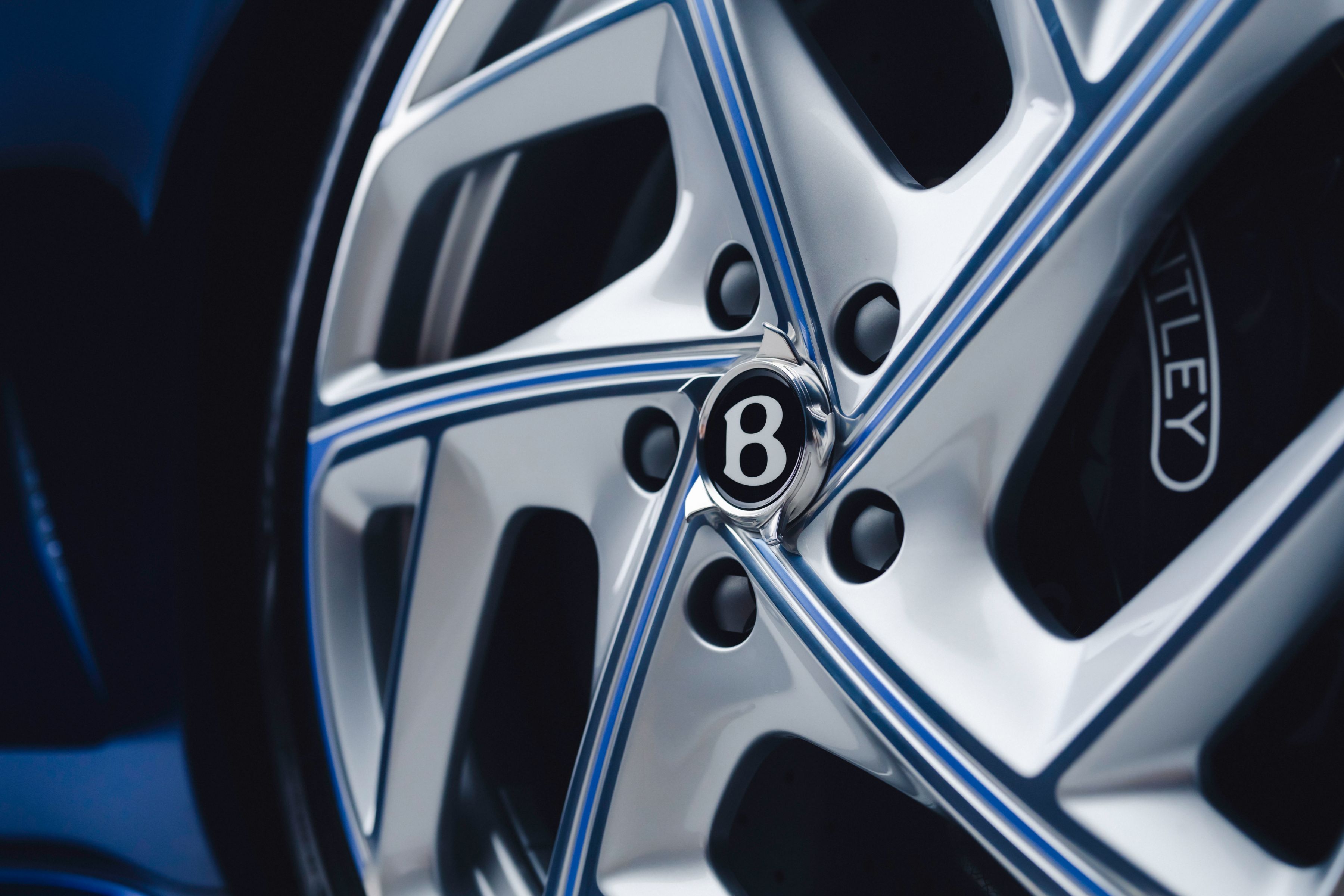 Breslow Batur Convertible