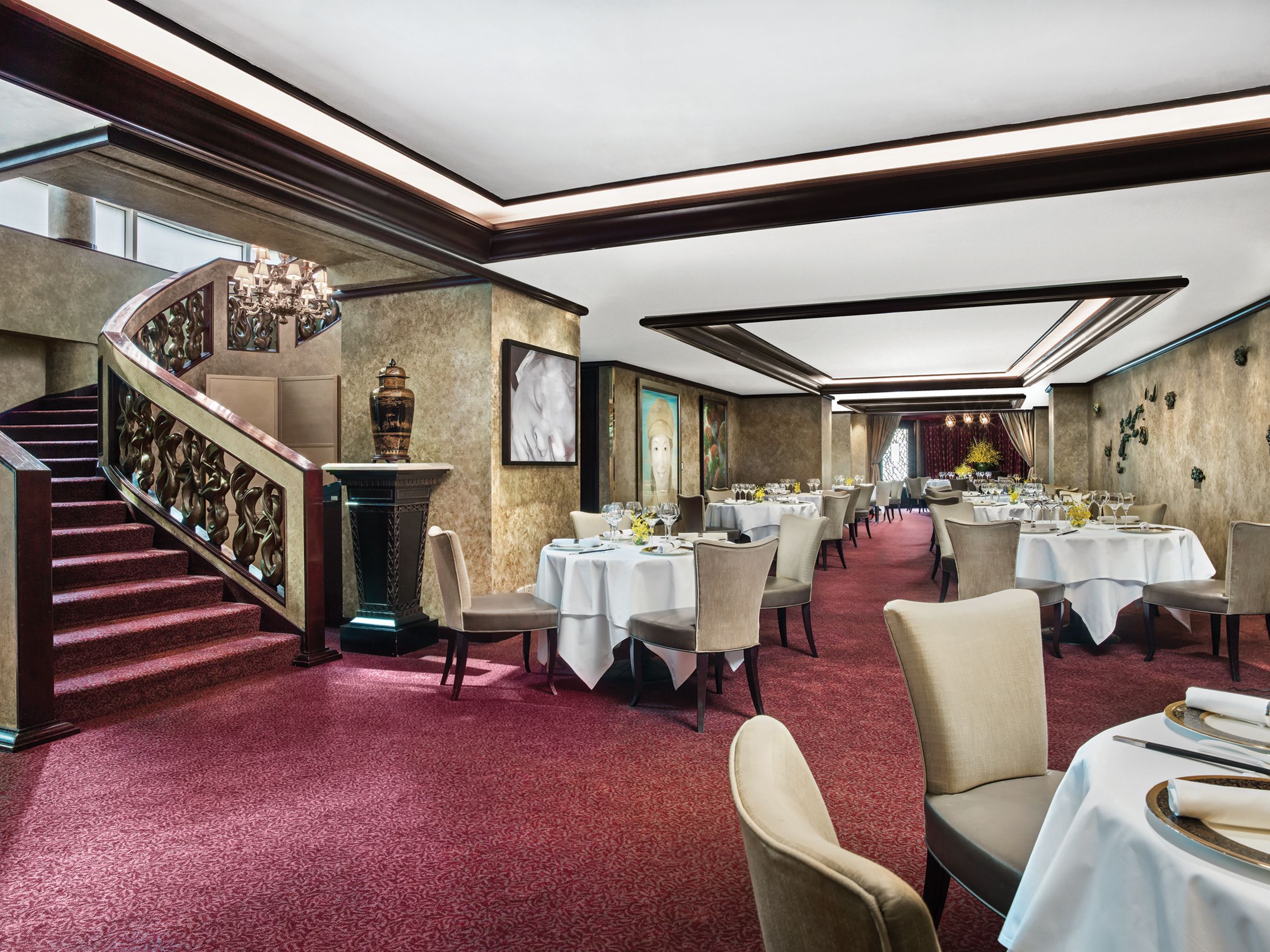 T'ang Court Cantonese Restaurant at The Langham Hong Kong