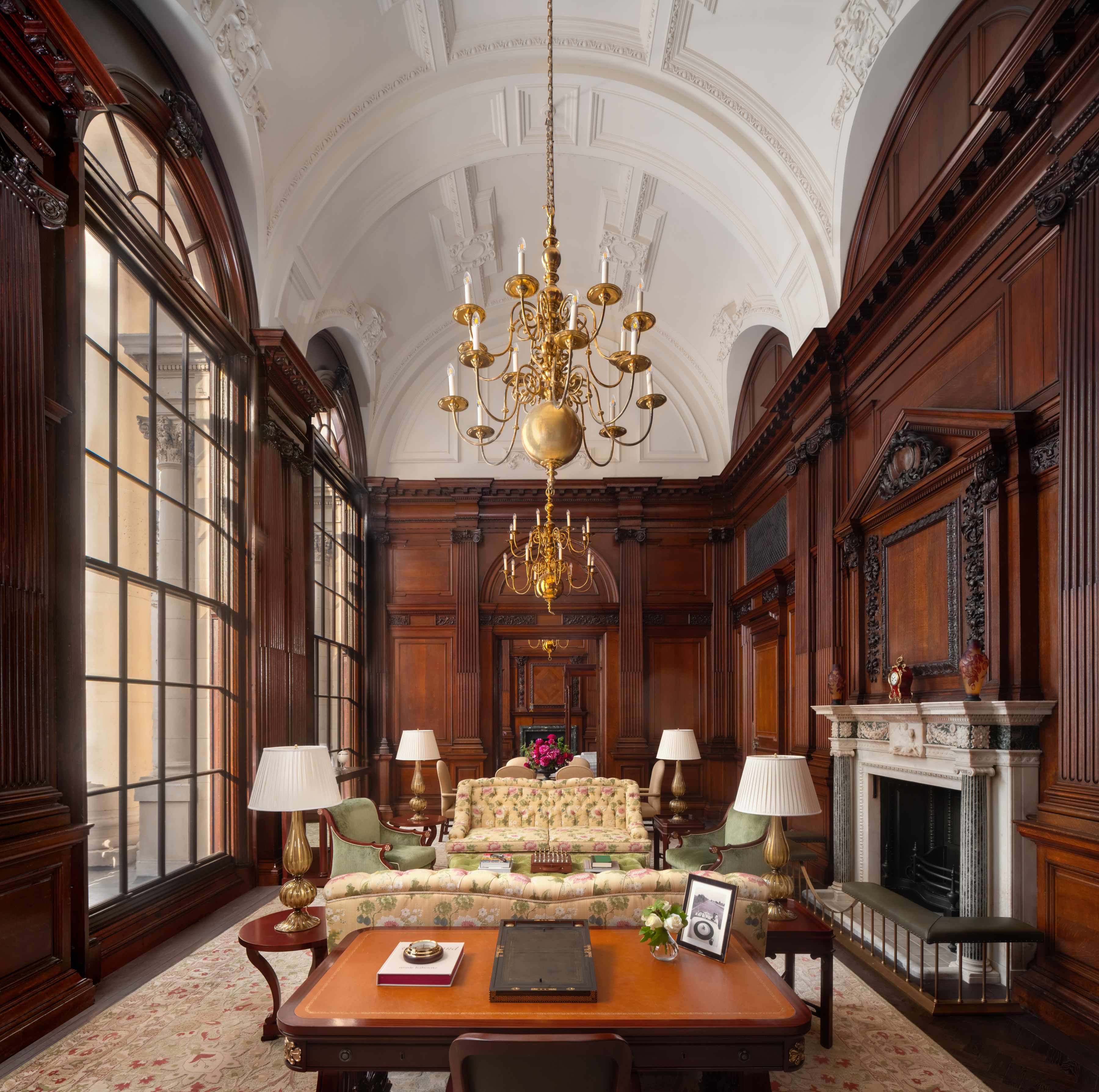 Raffles London at The OWO - The Granville Suite Living Room