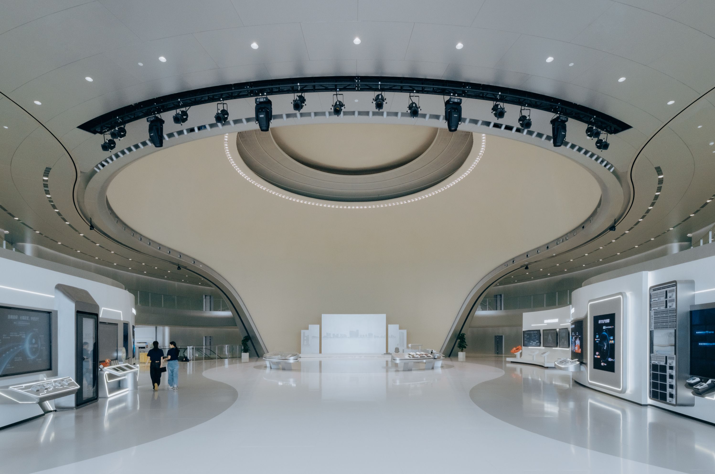 MAD Tengyun Center (Tencent Cloudrise)