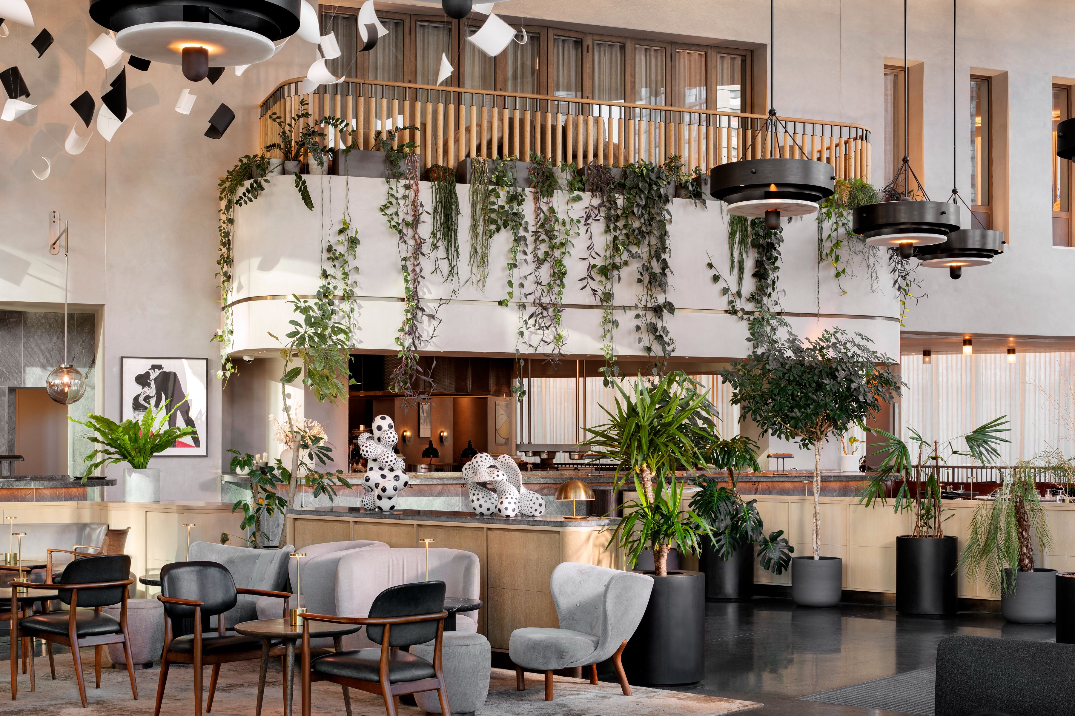 Caption: LONSH &ndash; Lobby area