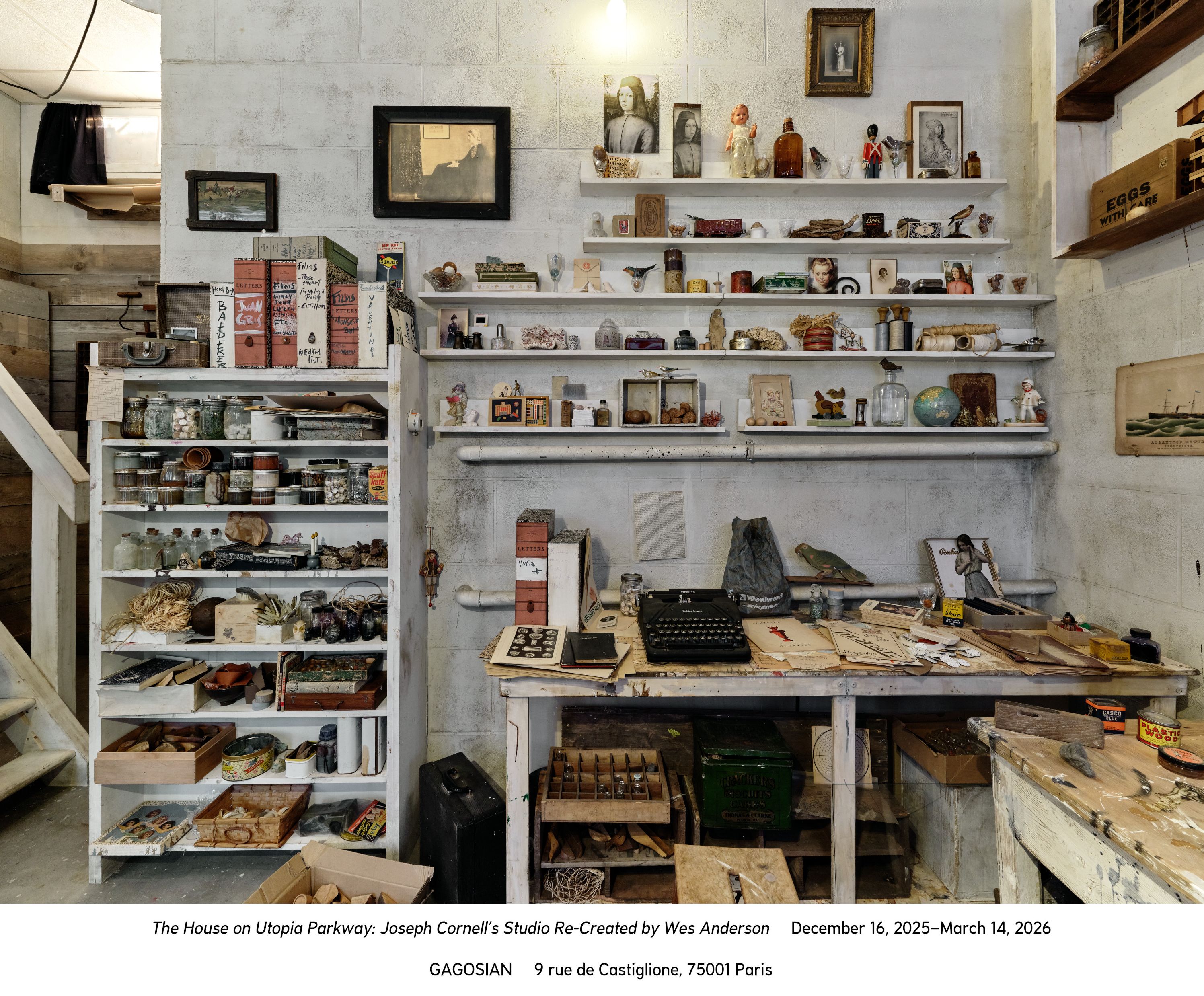 Olfactory design elements are used in exhibitions to evoke memory and emotion - Gagosian Exhibition