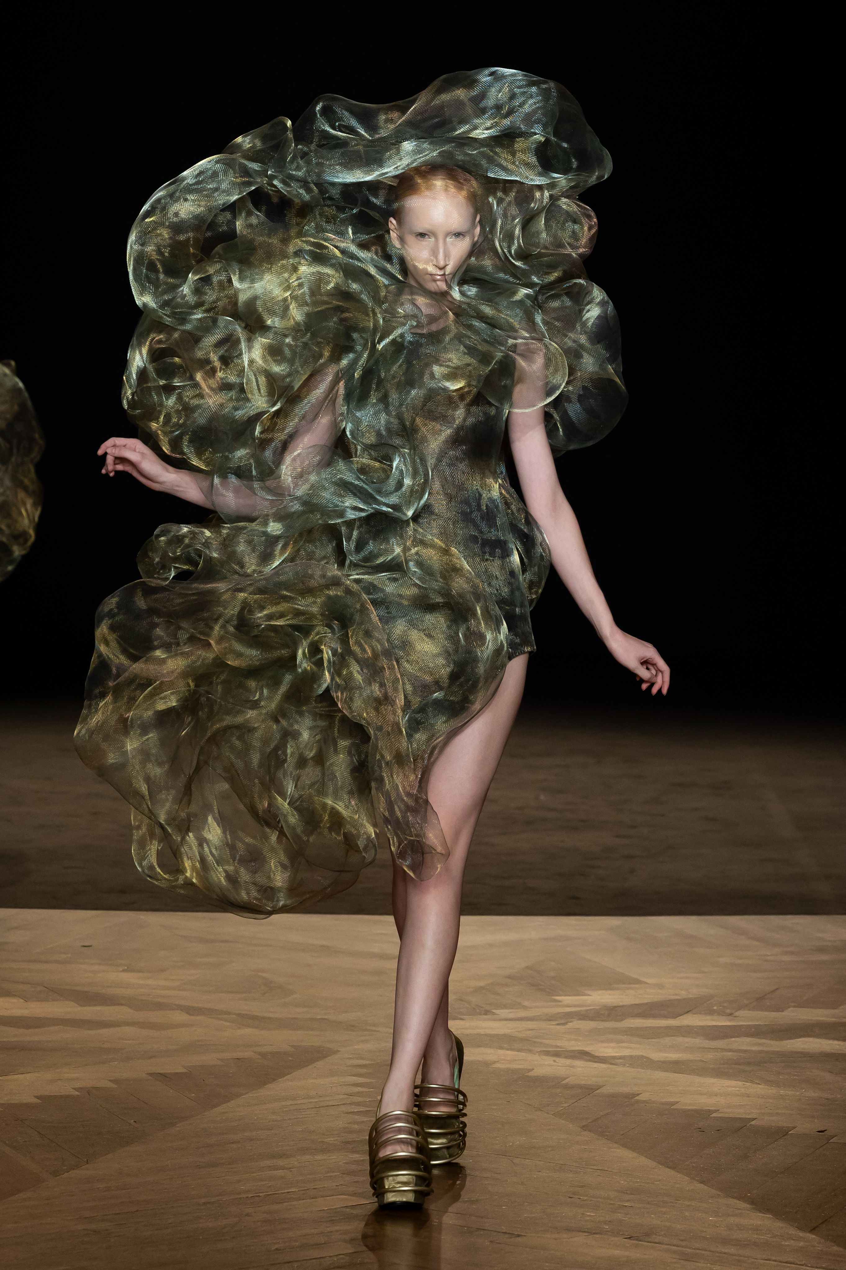 Iris van Herpen, Haute Couture - Sympoiesis - Phantoms Coral