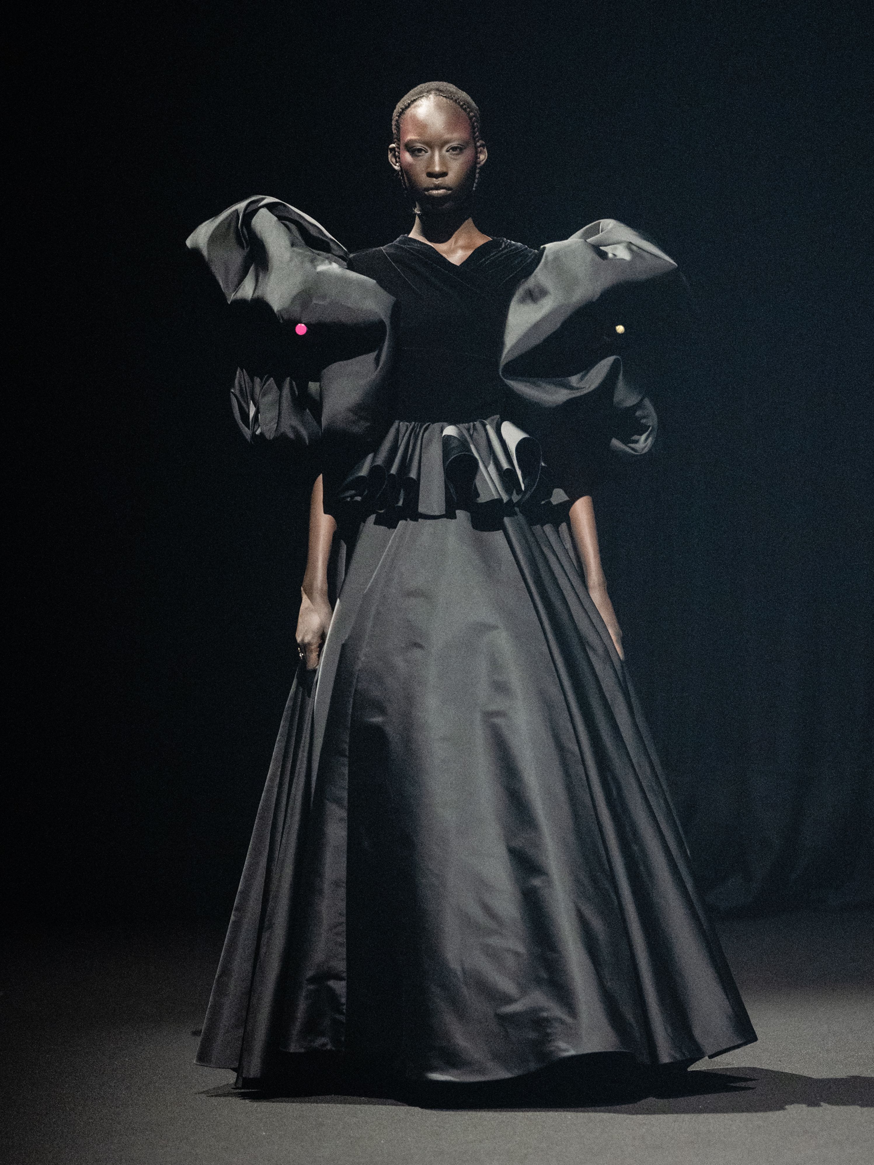 Diamond Kite - Viktor&Rolf Haute Couture Spring/Summer 2026