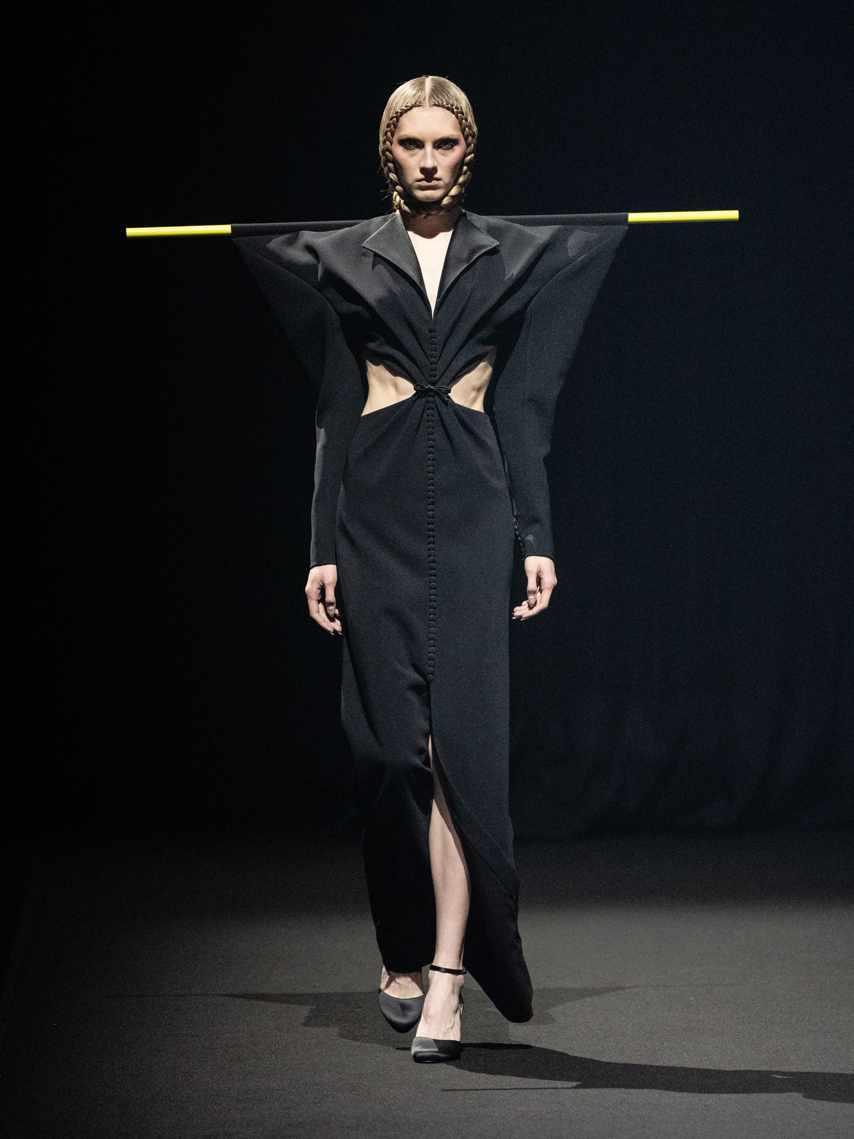 Diamond Kite - Viktor&Rolf Haute Couture Spring/Summer 2026