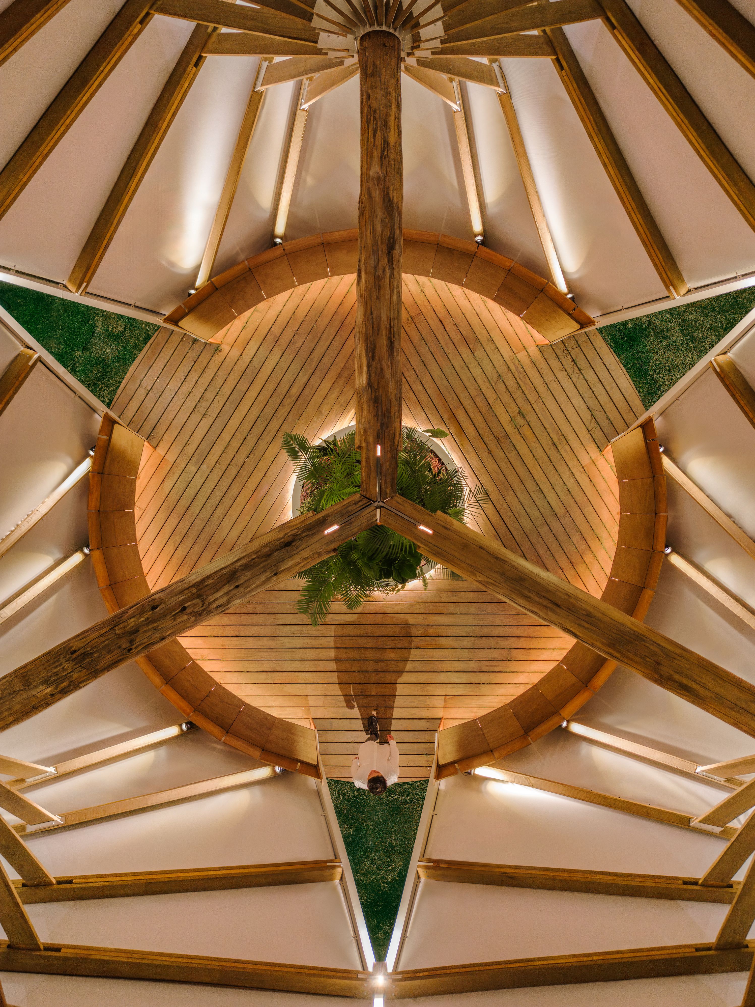 Artist/principal architect: Cheng Tsung FENG - All Together Under the Umbrella