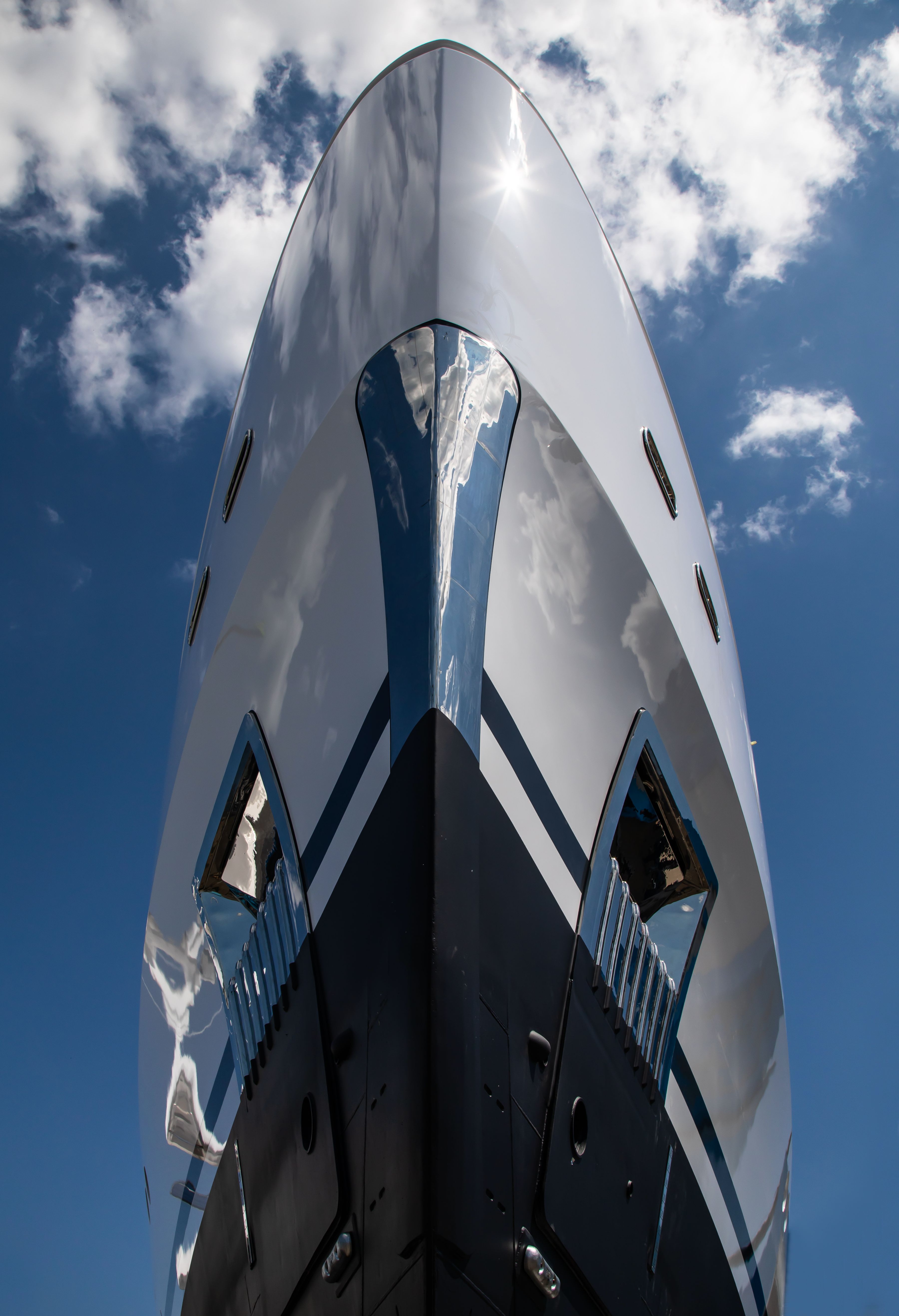 Benetti Yachts launches FB287 Benetti