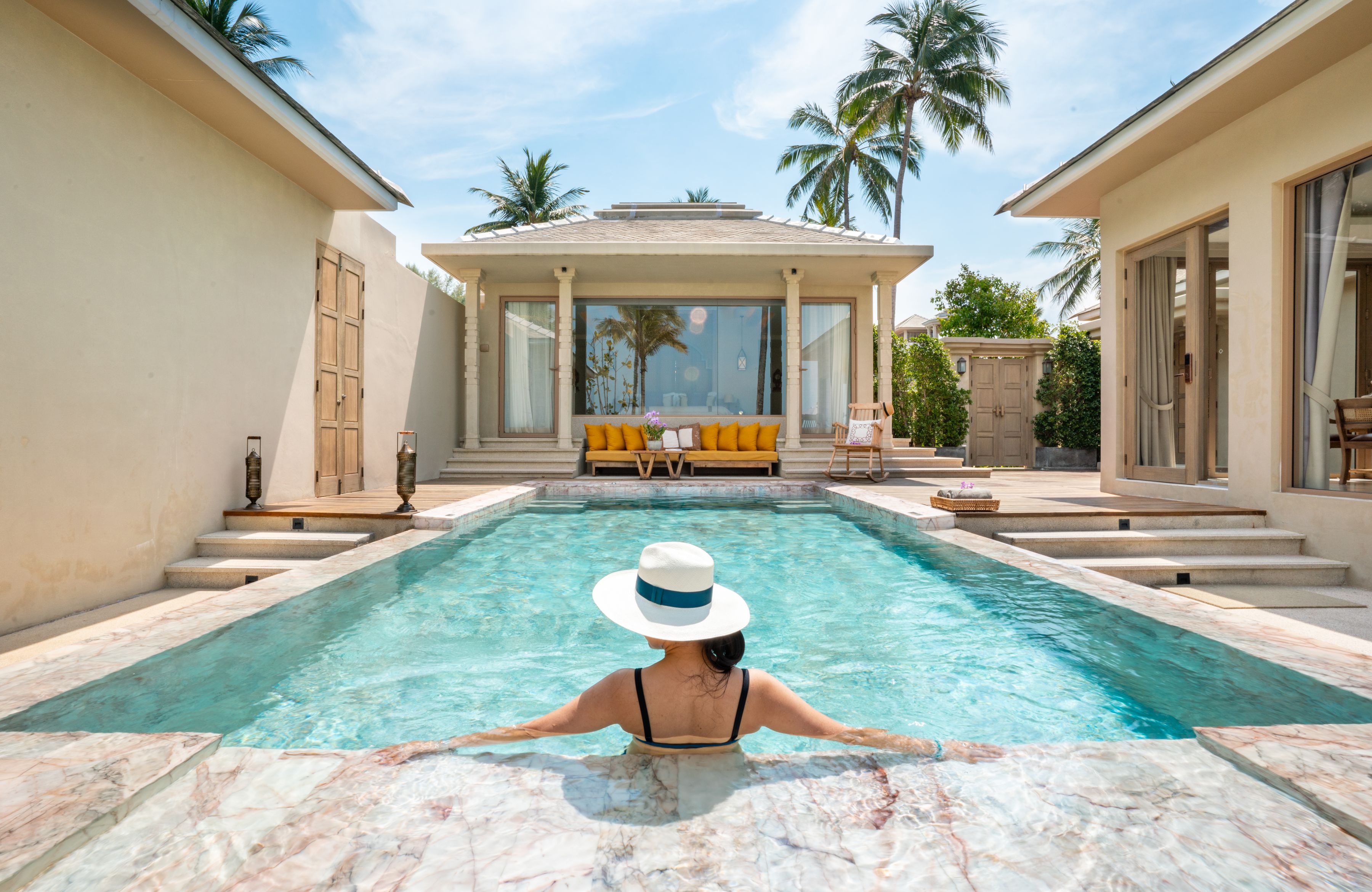 Beachfront Pool Villa