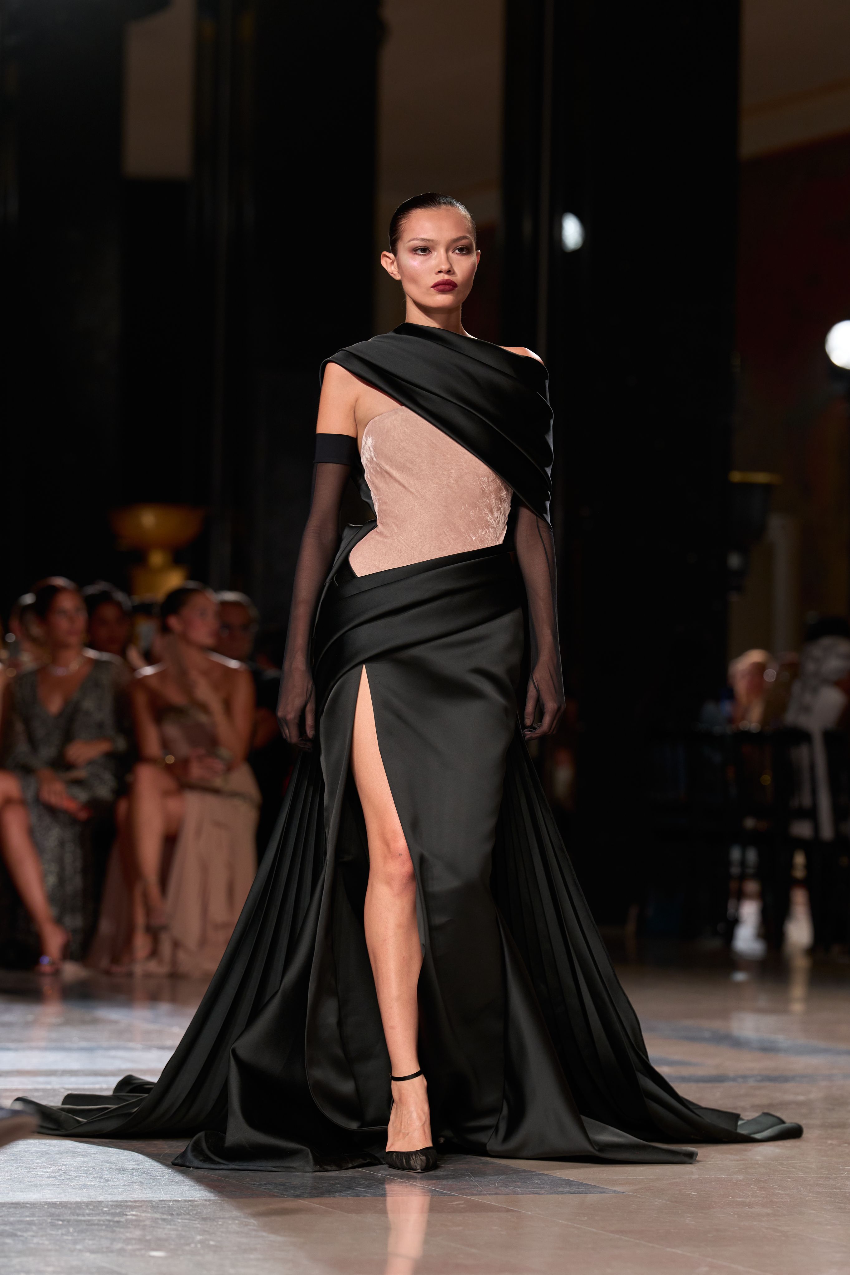 Elie Saab Haute Couture Fall/Winter 2026/2027 - The Ball of Untamed Dreams.