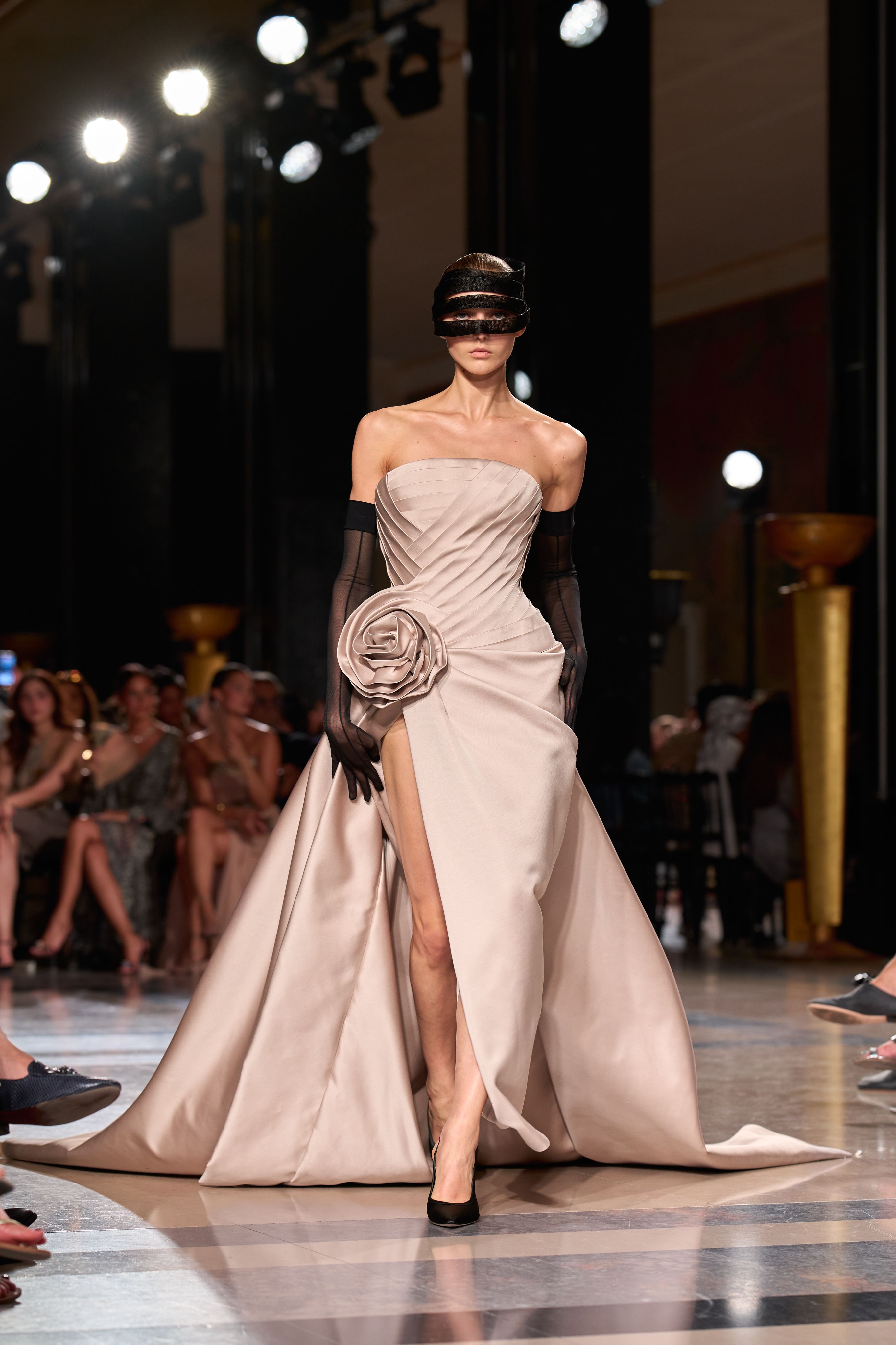 Elie Saab Haute Couture Fall/Winter 2026/2027 - The Ball of Untamed Dreams.