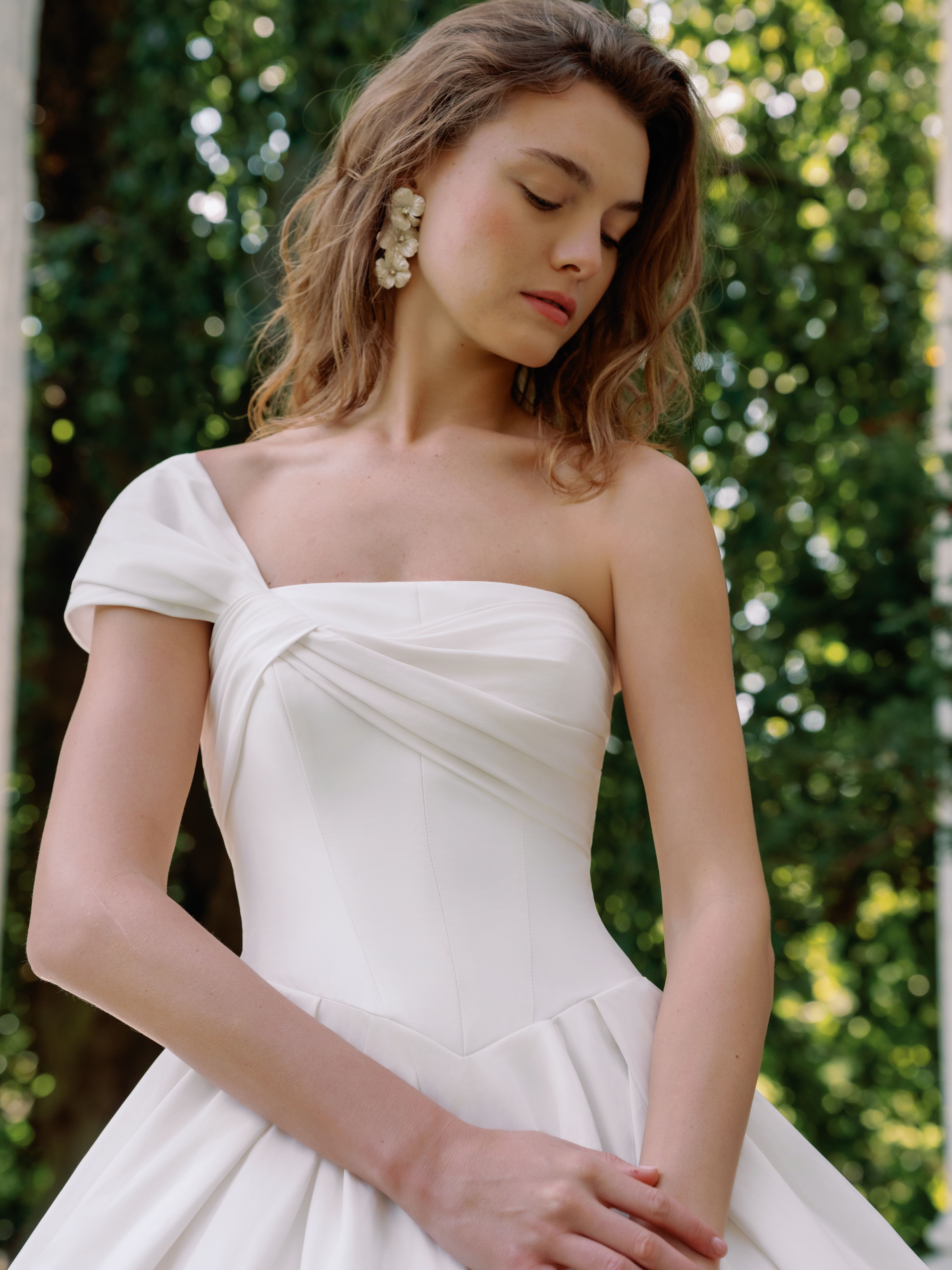 Sareh Nouri Fall/Winter 2026 - The Once Upon a Garden collection - Wisteria Waltz