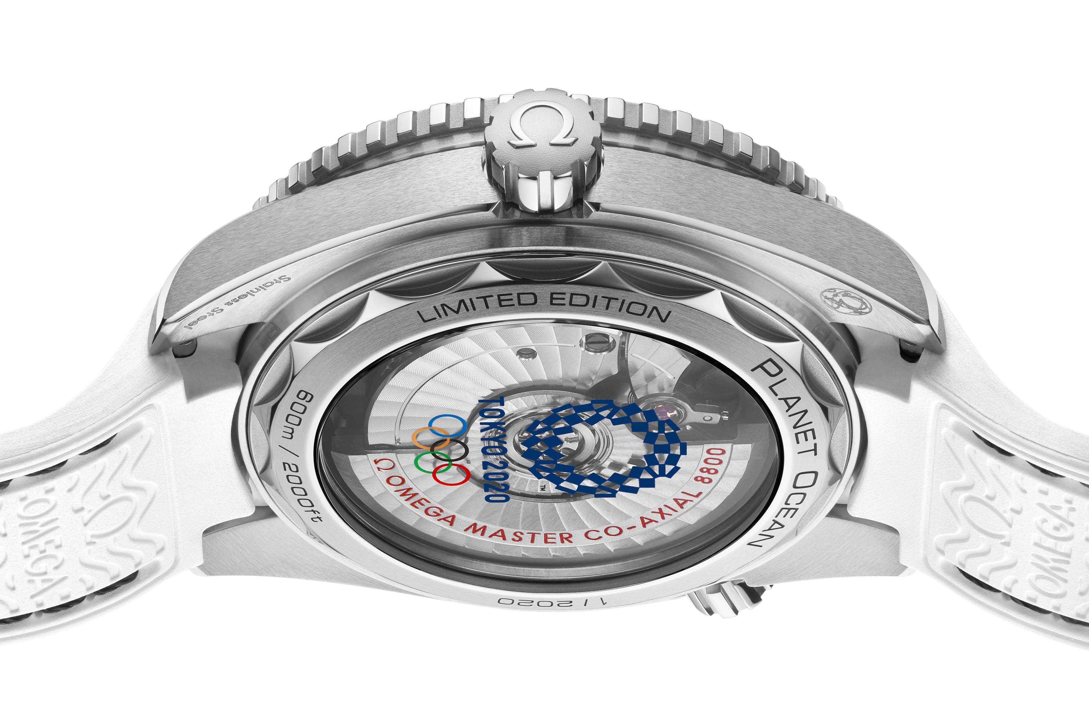 Omega Planet Ocean 39.5 mm - Limited to 2,020 pieces, this timepiece is a superb tribute to OMEGA's role as Official Timekeeper of the Olympic Games Tokyo, Japan 2020.