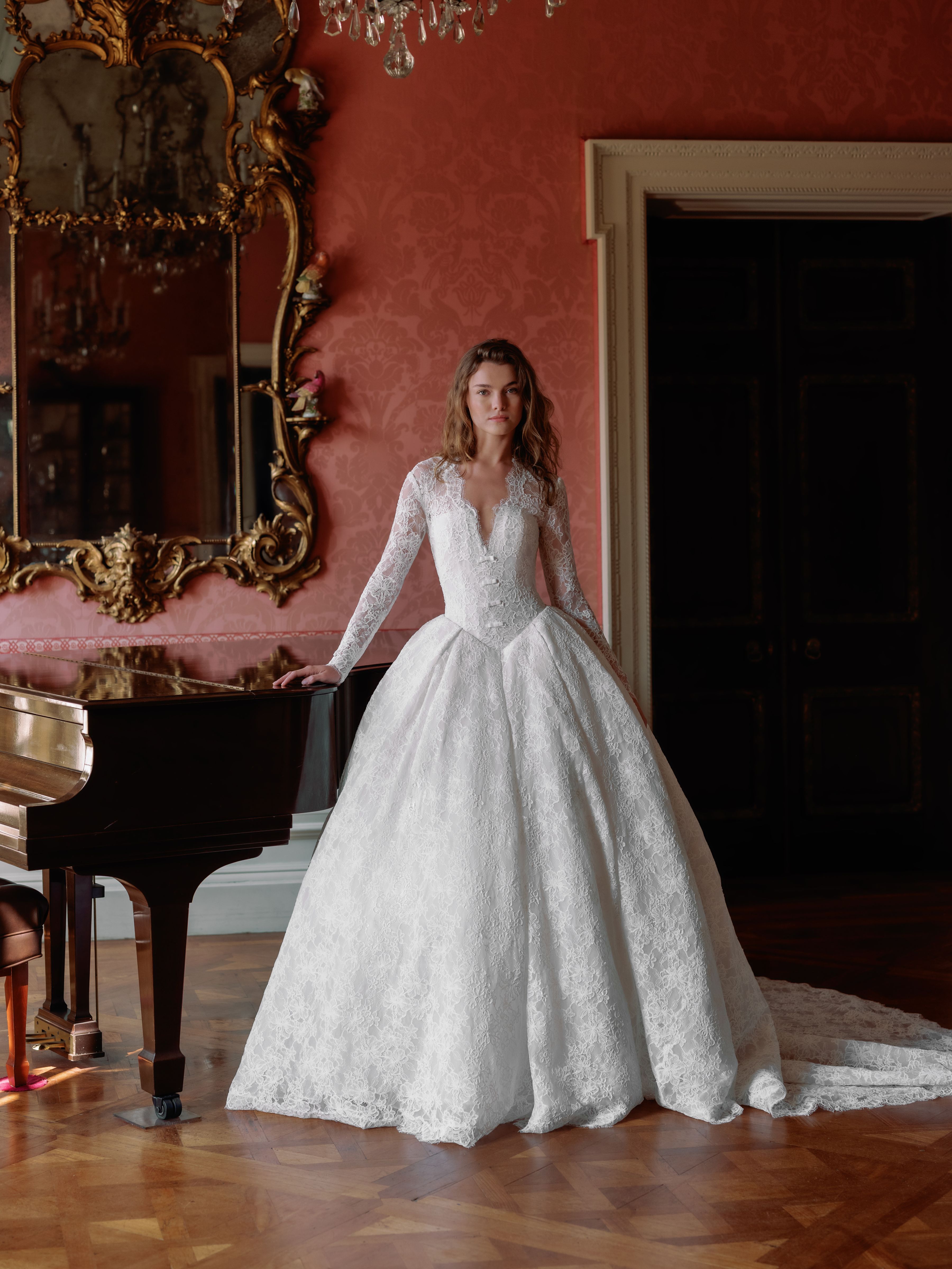 Sareh Nouri Fall/Winter 2026 - The Once Upon a Garden collection - Blushing Ivy