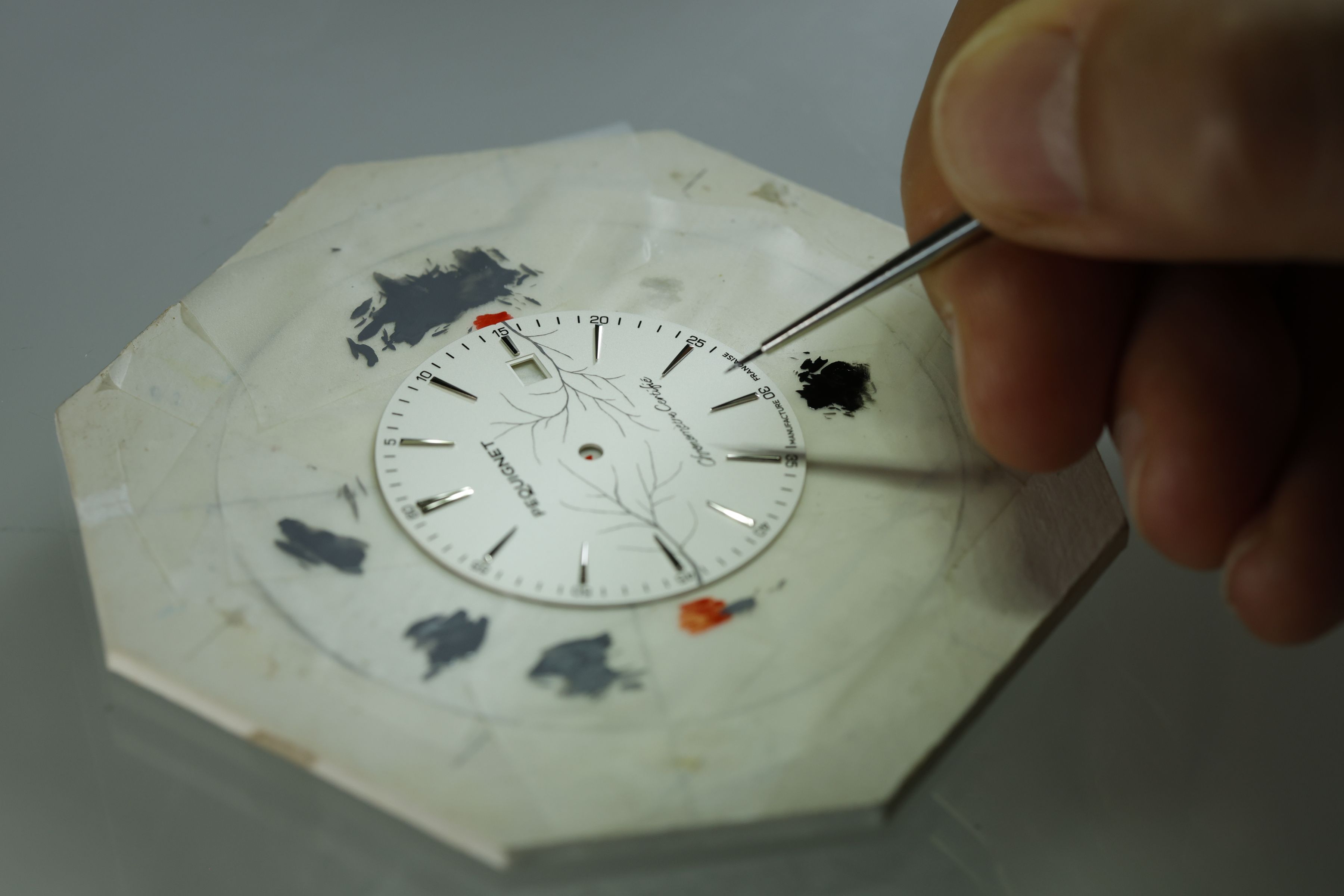 The Attitude Impériale watch represents nature and artistry.