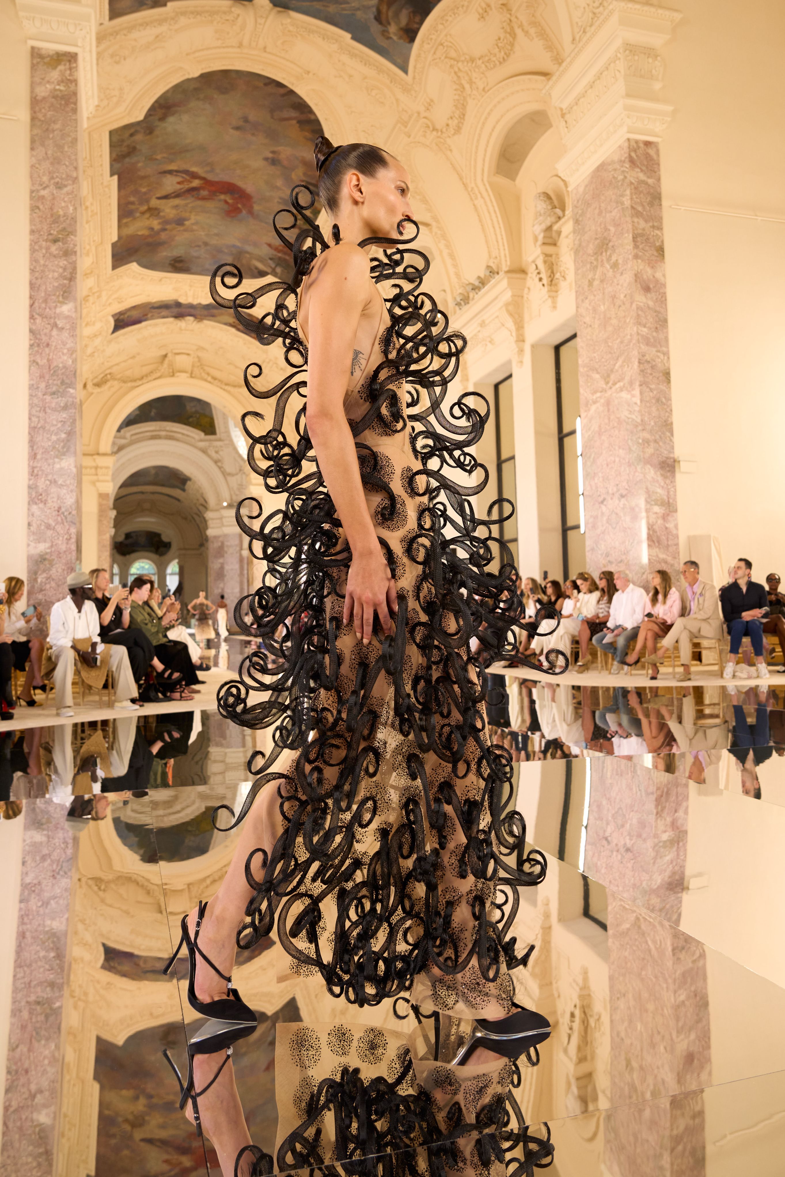 Schiaparelli Haute Couture Fall/Winter 2026/2027 - The Call of the Void