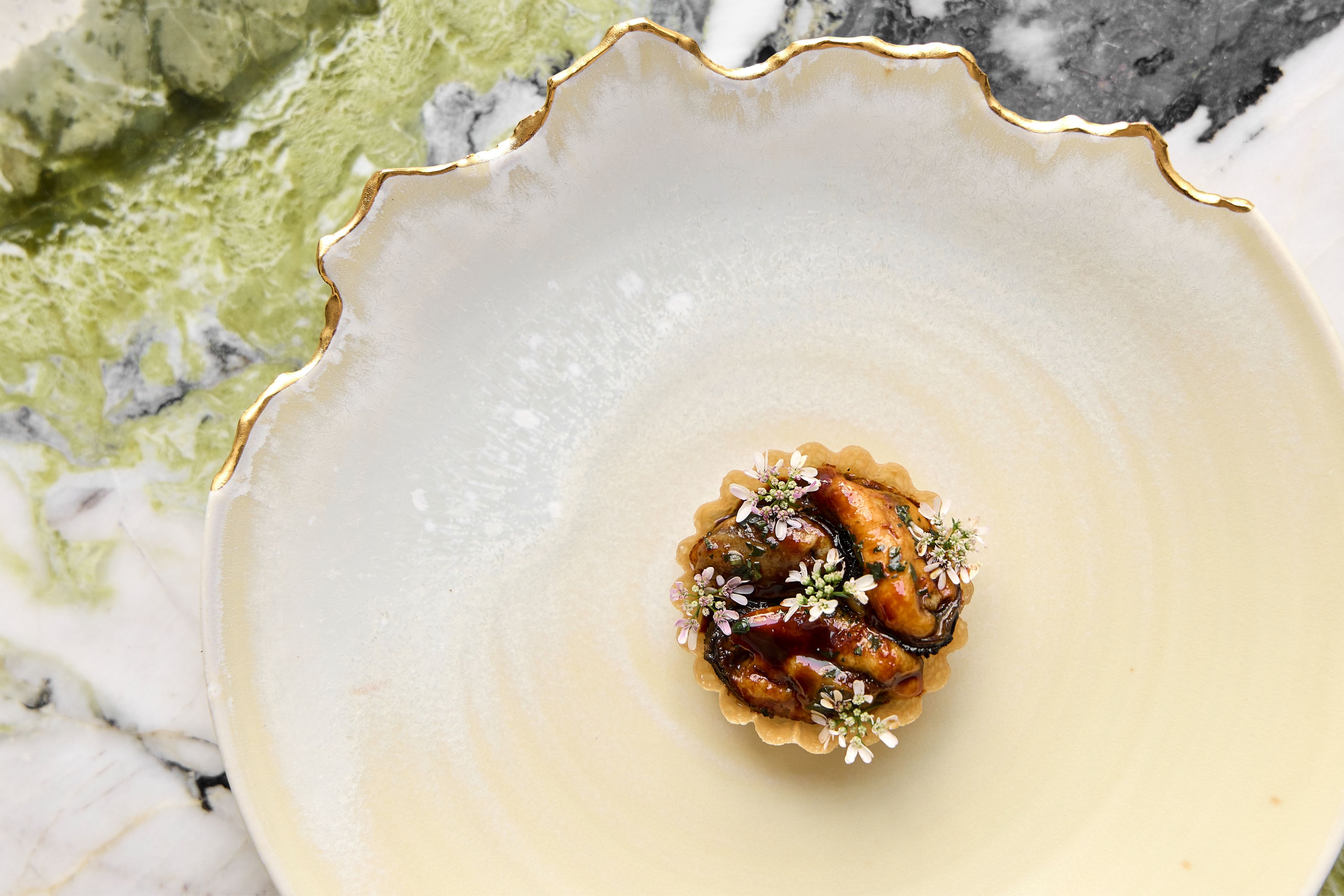 Quintonil, Mexico City, Mexico - Mussel tostada with mole de mar