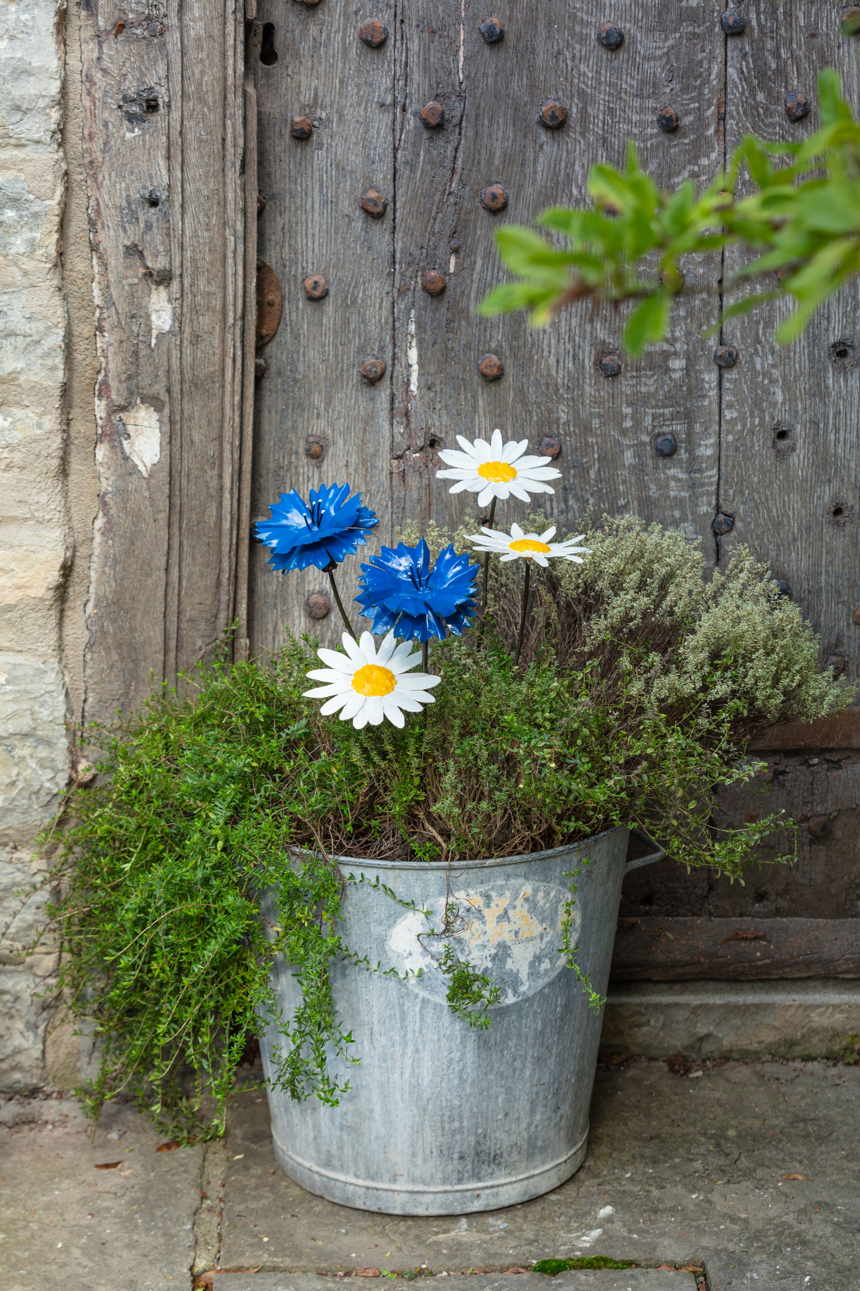 National Trust Shop Garden Accessories - Flower Plant stakes