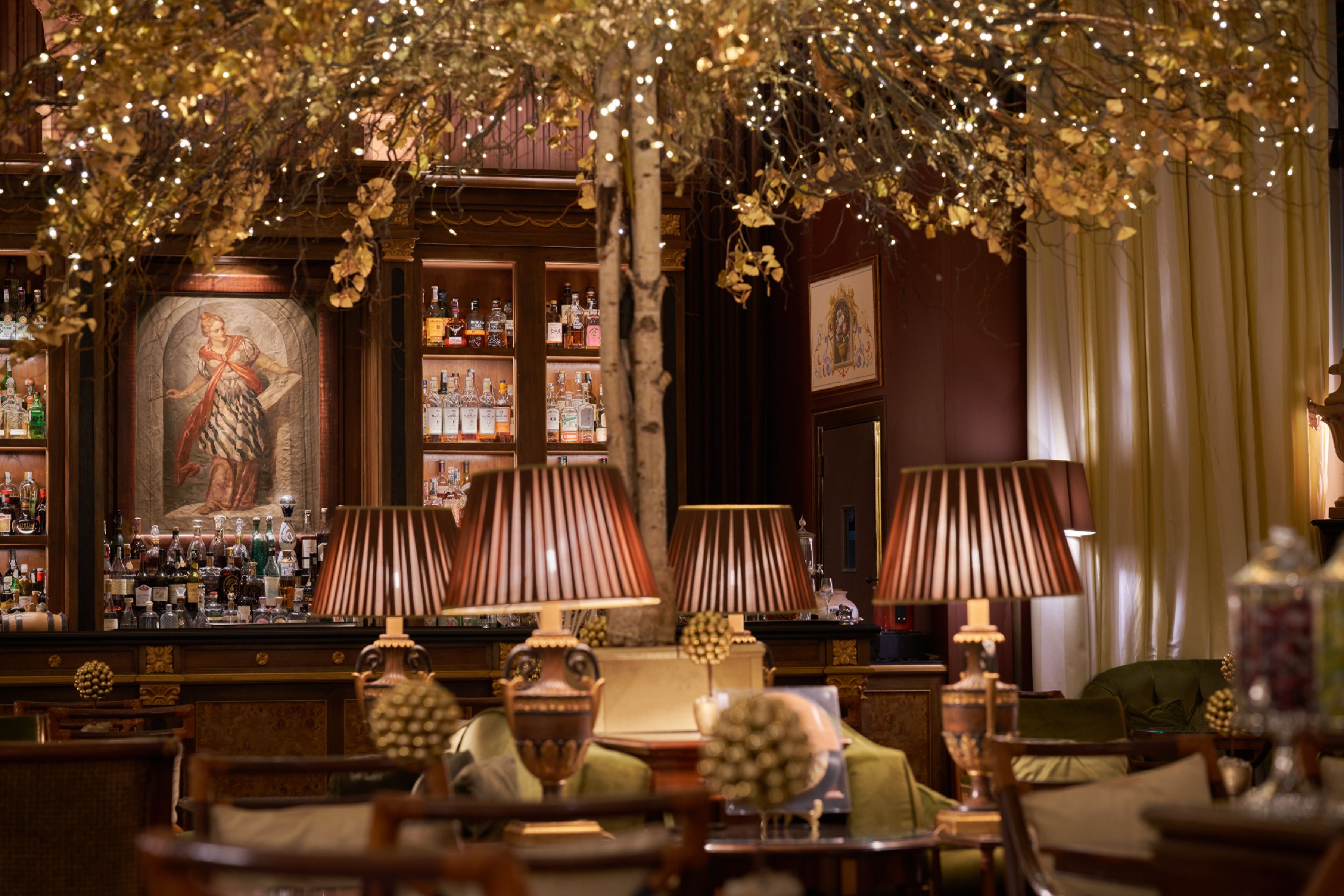 Atrium Bar