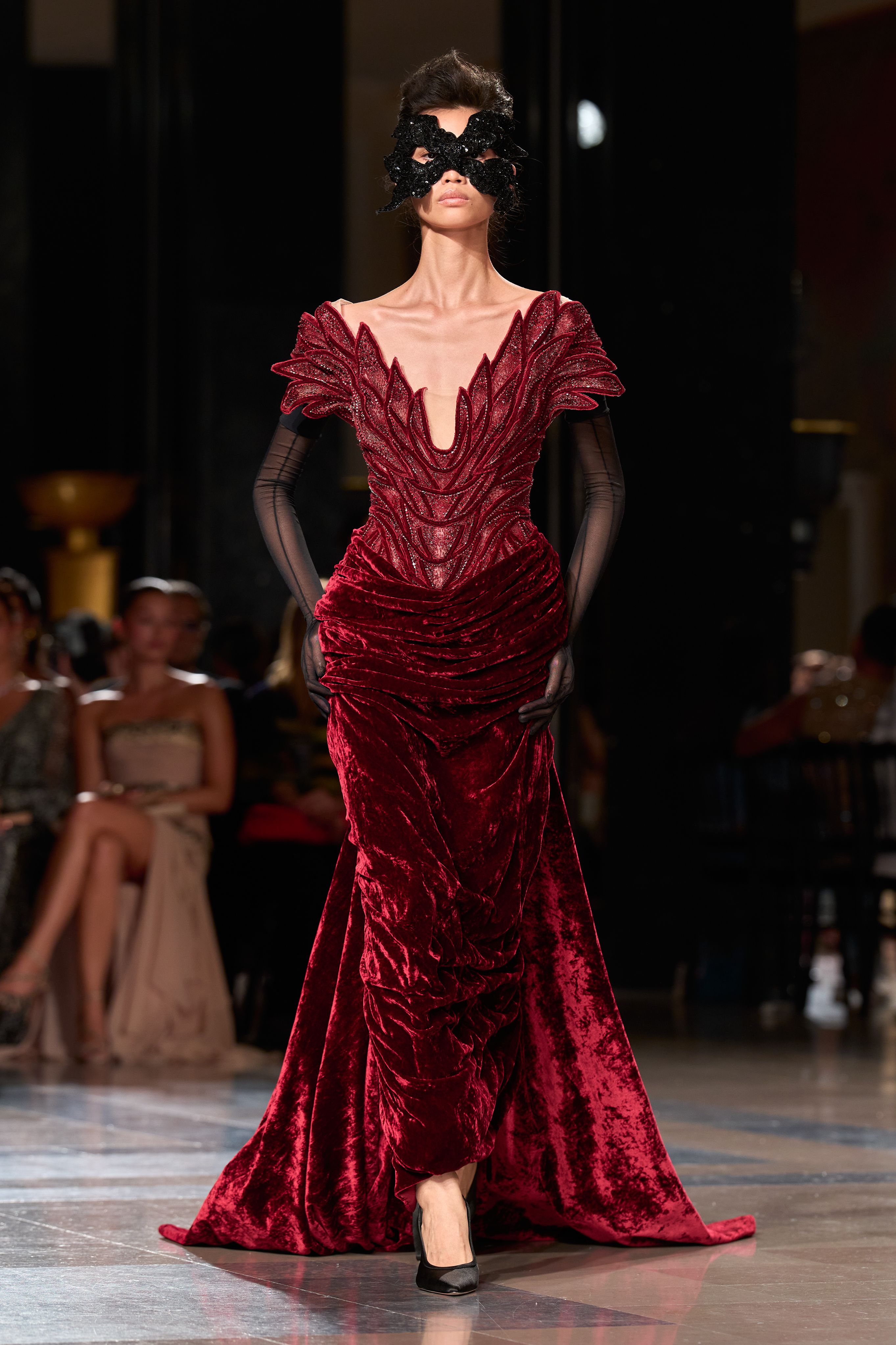 Elie Saab Haute Couture Fall/Winter 2026/2027 - The Ball of Untamed Dreams.