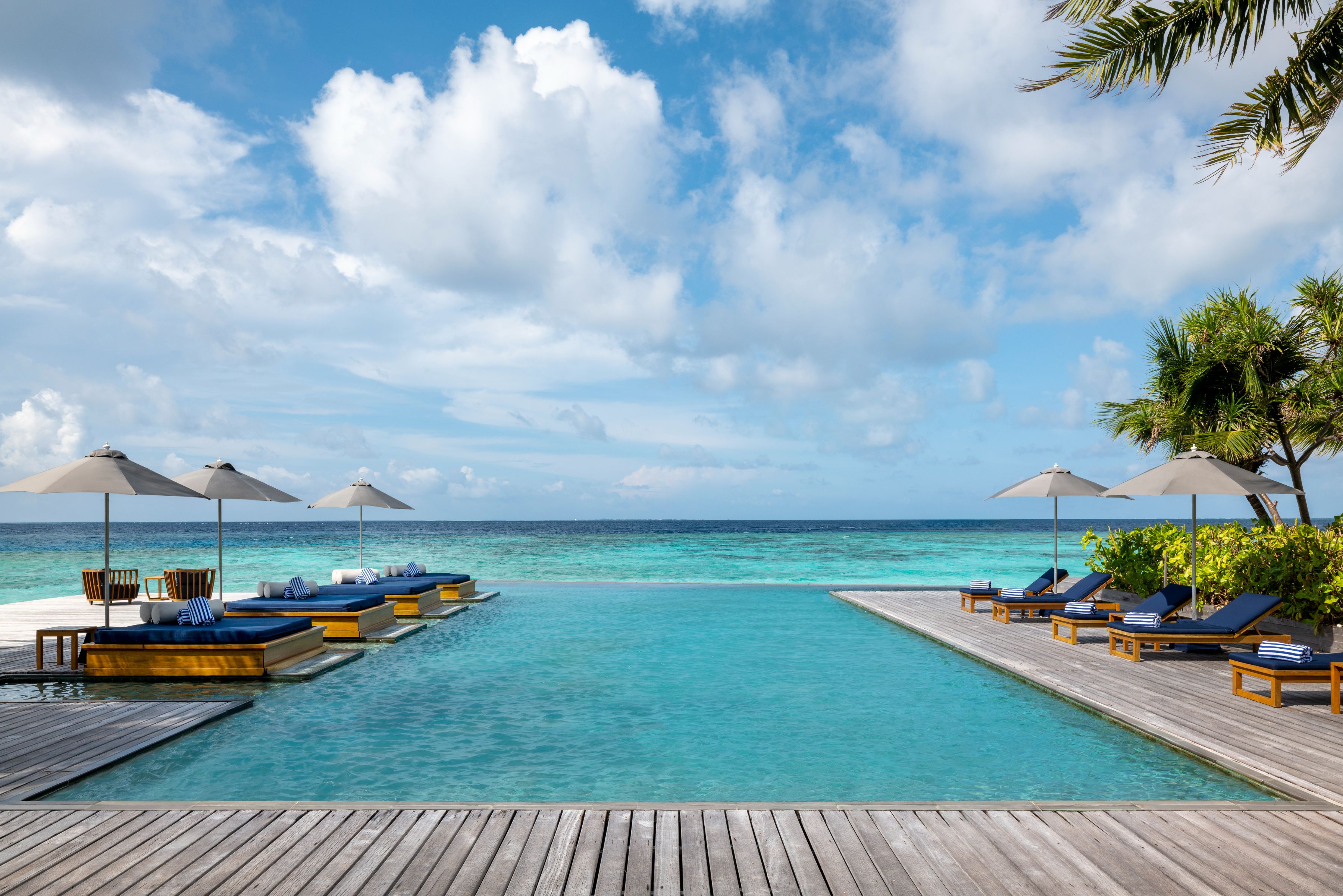 The Halcyon Private Isles Maldives, Autograph Collection - Main Land Pool Overlooking the Ocean