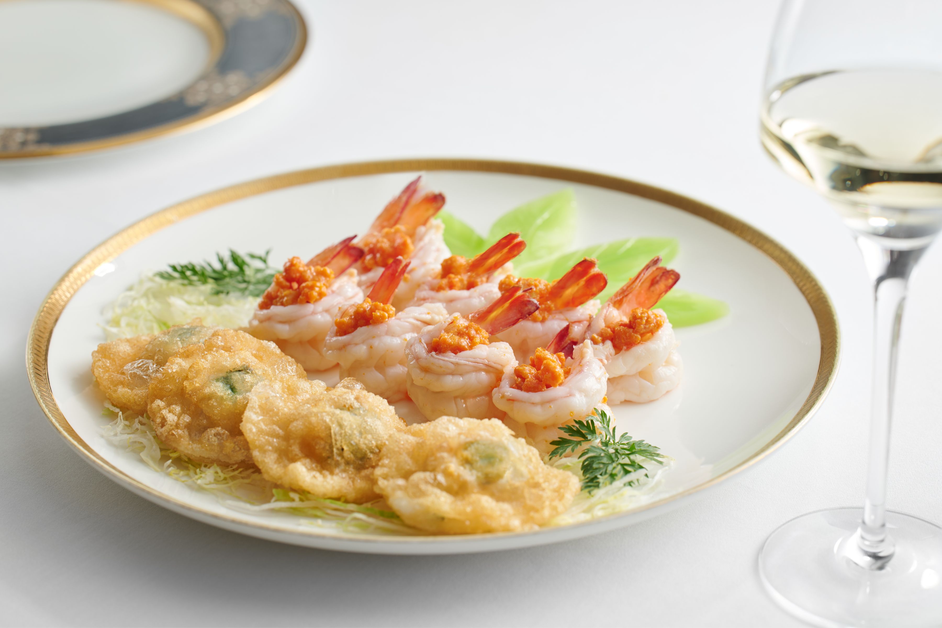 T'ang Court at The Langham, Hong Kong - Sautéed prawn and crab roe with golden-fried pork and crab meat puff