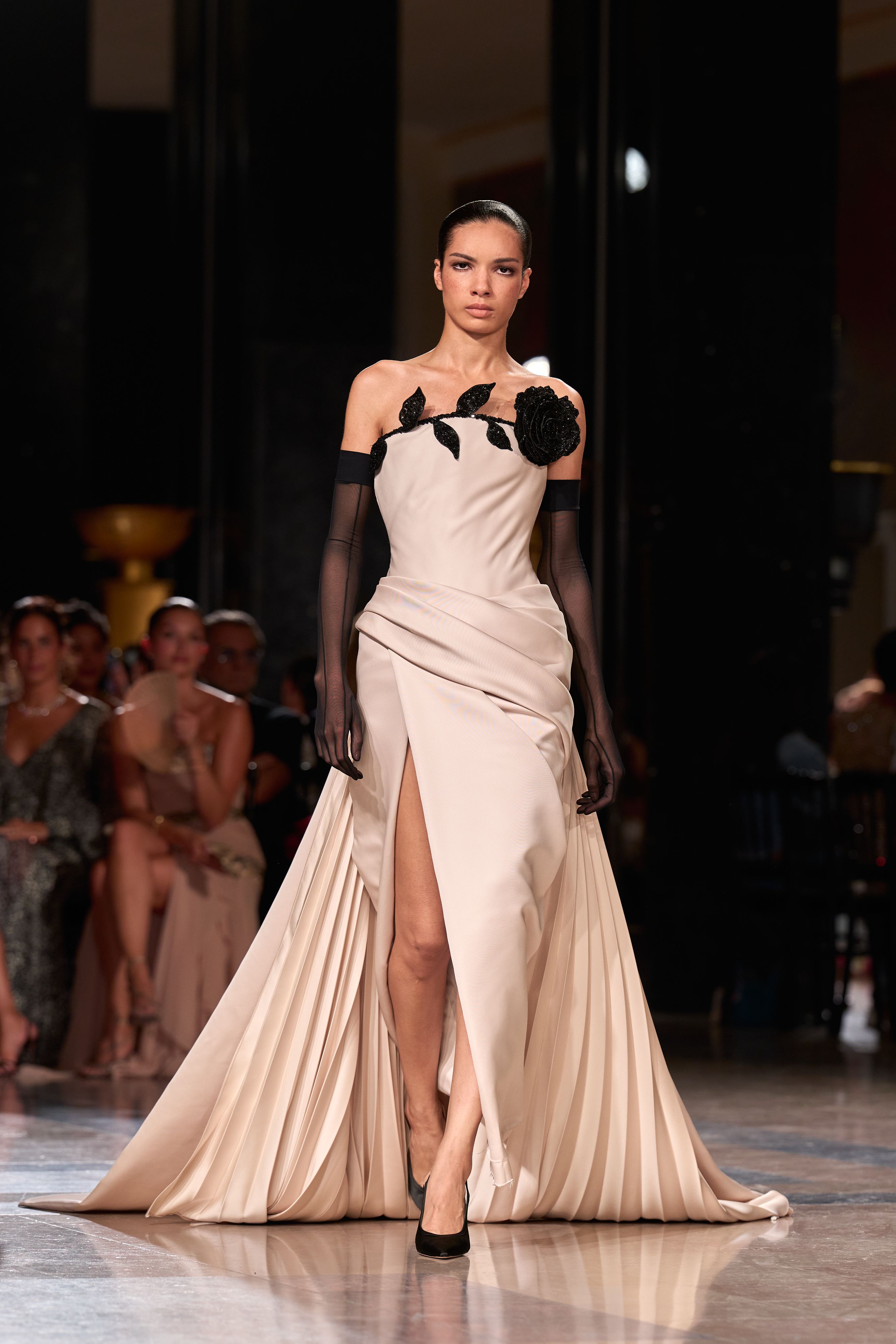 Elie Saab Haute Couture Fall/Winter 2026/2027 - The Ball of Untamed Dreams.