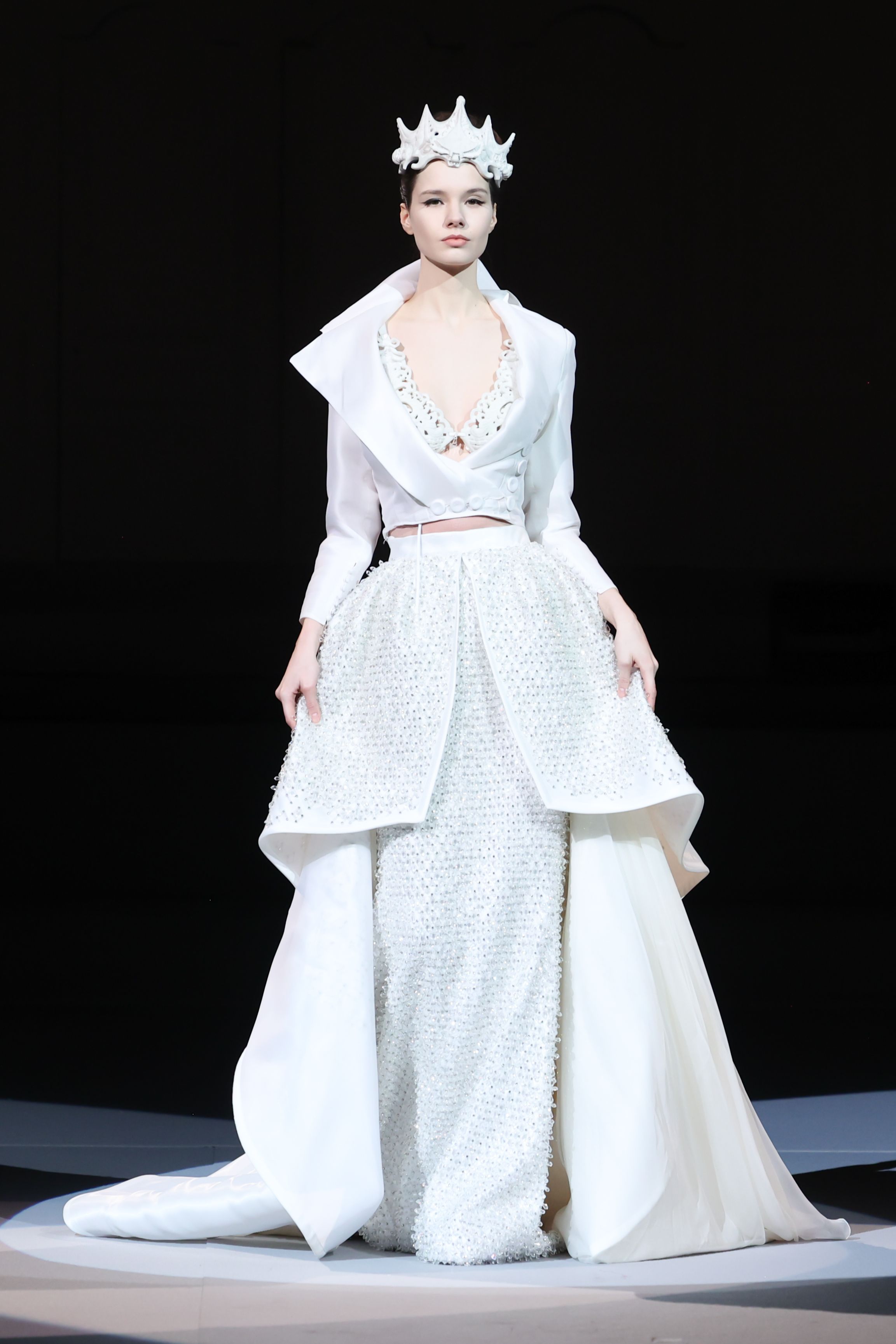 The artistic universe of the Julien Fournié Haute Couture 2026 fashion show - First Misfits