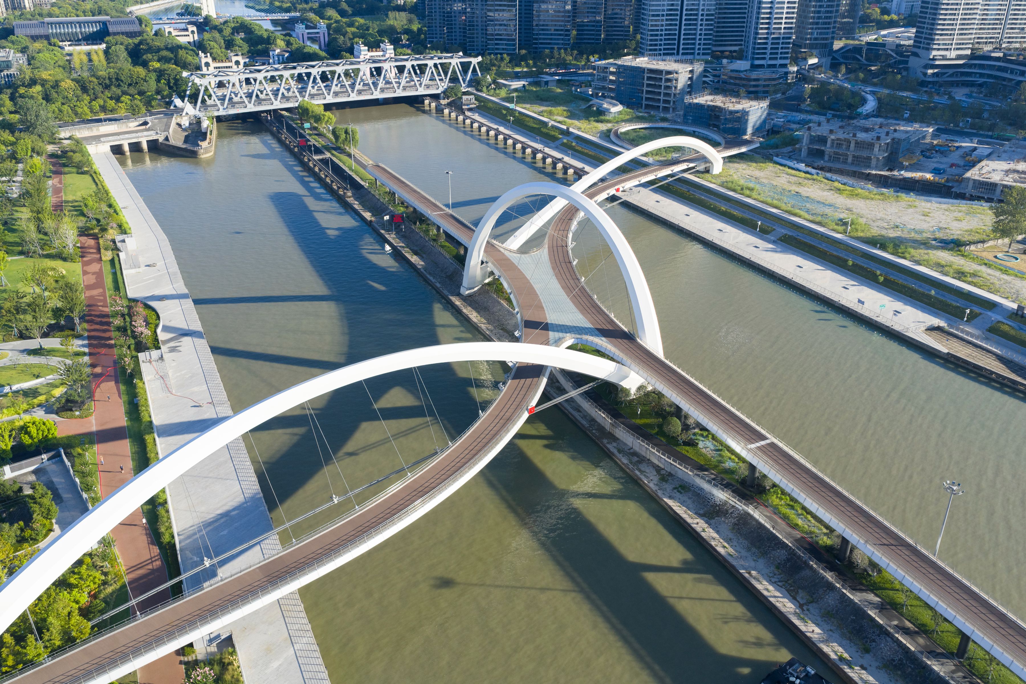 Zaha Hadid Architects (ZHA) Grand Canal Gateway Bridge